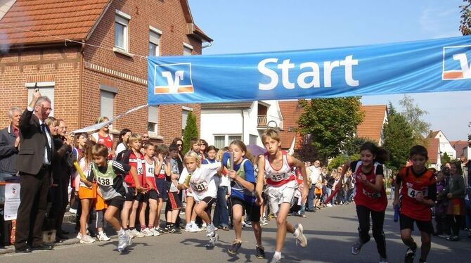 Die Schülerstaffel aus dem vorigen Jahr. Auch dieses Mal gehen die Jüngsten beim Schönbuchlauf in Pliezhausen an den Start. GEA-