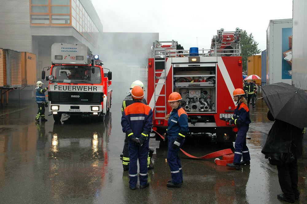 Jugendfeuerwehr und Jugendrotkreuz bei ihrer Großübung