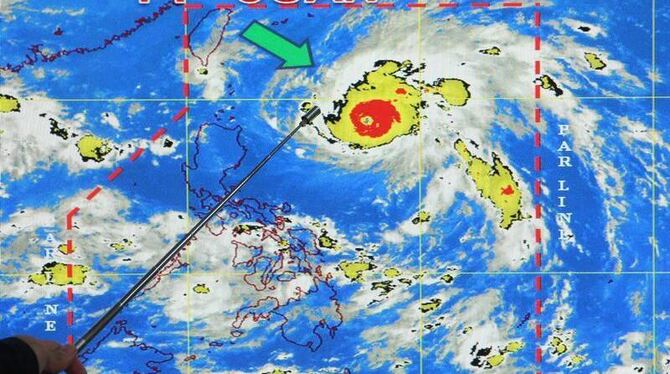 Der Taifun 'Megi' (lokaler Name 'Juan') auf einer Karte des philippinischen Wetterdienstes.