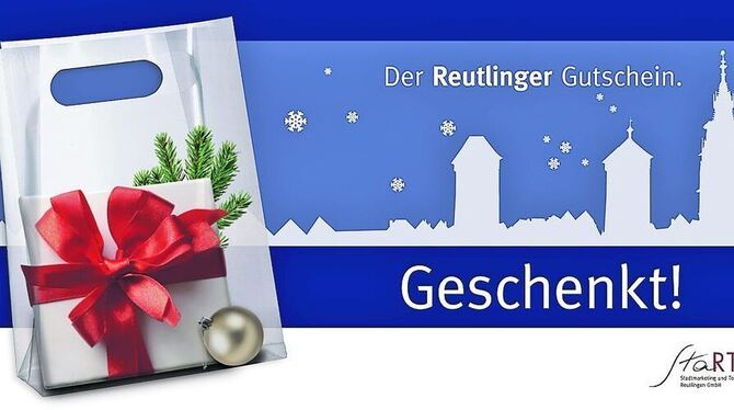 Repräsentative Umschläge für die neuen »Reutlinger Gutscheine« - hier die weihnachtliche Variante - gibt es nur in der Einführun