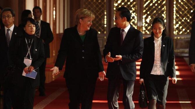 Kanzlerin Angela Merkel trifft Südkoreas Präsident Lee Myung-Bak.