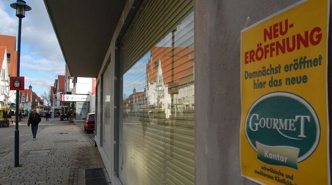 Mit dem »Gourmetkontor« im umgebauten Haus wird der Eingangsbereich der Reutlinger Straße attraktiver. FOTO: PFISTERER