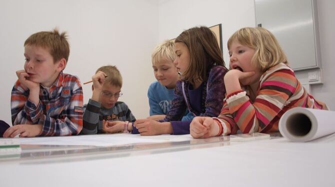 Wir gestalten eine Stadt: Grundschulkinder aus Steinhilben sammelten Erfahrungen mit Architektur und Stadtplanung. FOTO: PR