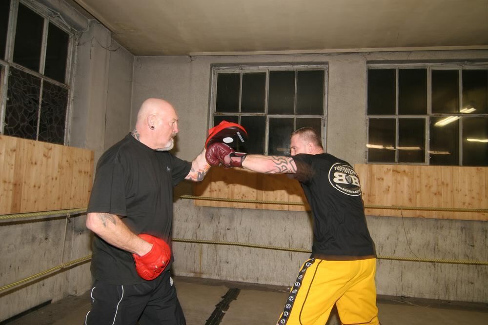 Zeitung macht Schule Boxtraining mit Björn Blaschke