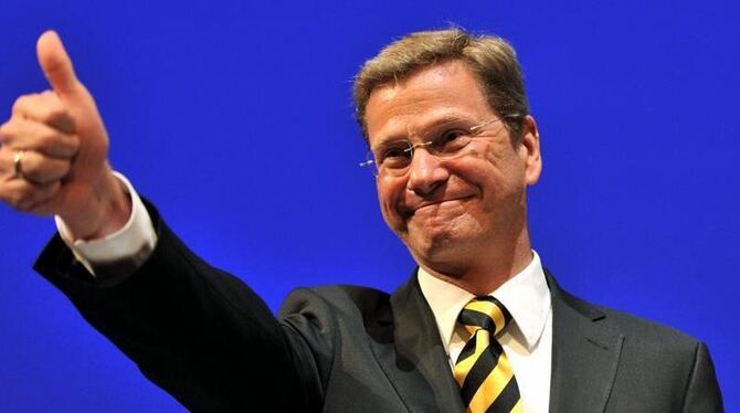 In Siegerpose: Guido Westerwelle beim traditionellen Dreikönigstreffen der FDP.