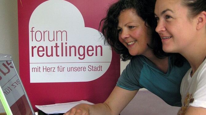 Die Forum-Sprecherinnen Anette Sommer und Martina Kaplan (von links). FOTO: PR