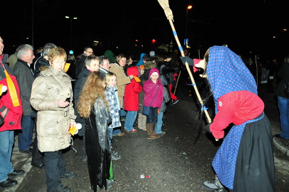 Nachtumzug Häbles Wetzer Eningen 2011