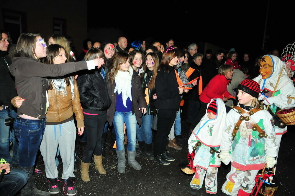 Nachtumzug Häbles Wetzer Eningen 2011