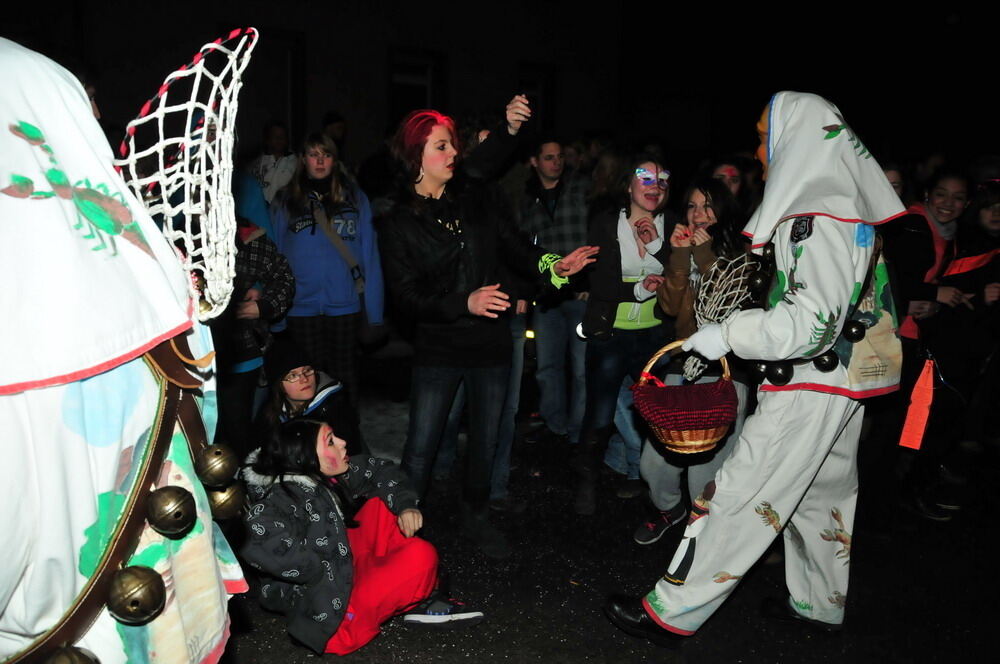 Nachtumzug Häbles Wetzer Eningen 2011