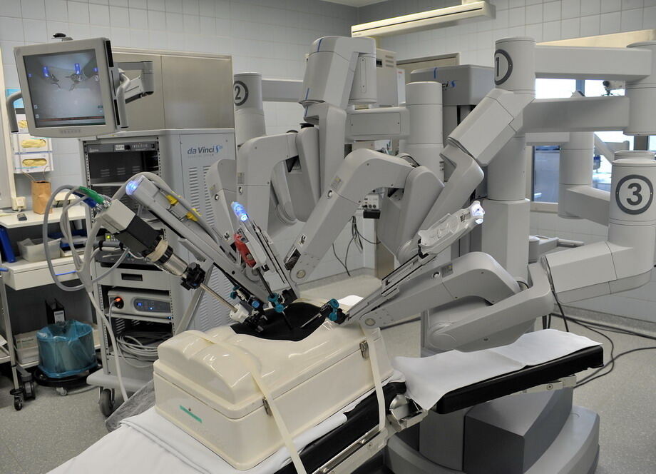 Da Vinci OP-Roboter Klinikum am Steinenberg