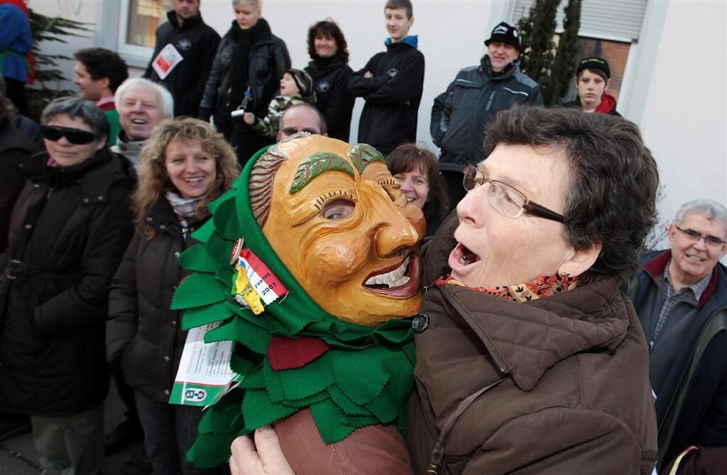 Umzug Ringtreffen Narrenzünfte Steinhilben 13. Februar 2011