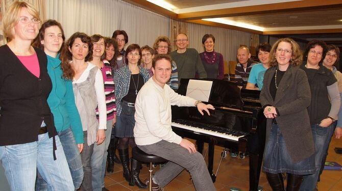 Auf der Zielgeraden: Die Young Voices proben mit Leiter Timo Zawischka.