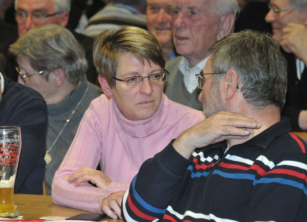 VfL-Mitglieder gegen Sportvereinszentrum