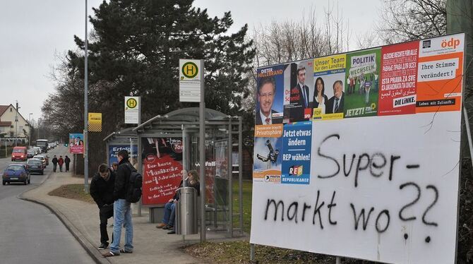 Ja wo bleibt er denn - der von vielen ersehnte Supermarkt in Rommelsbachs Ortsmitte? FOTO: NIETHAMMER