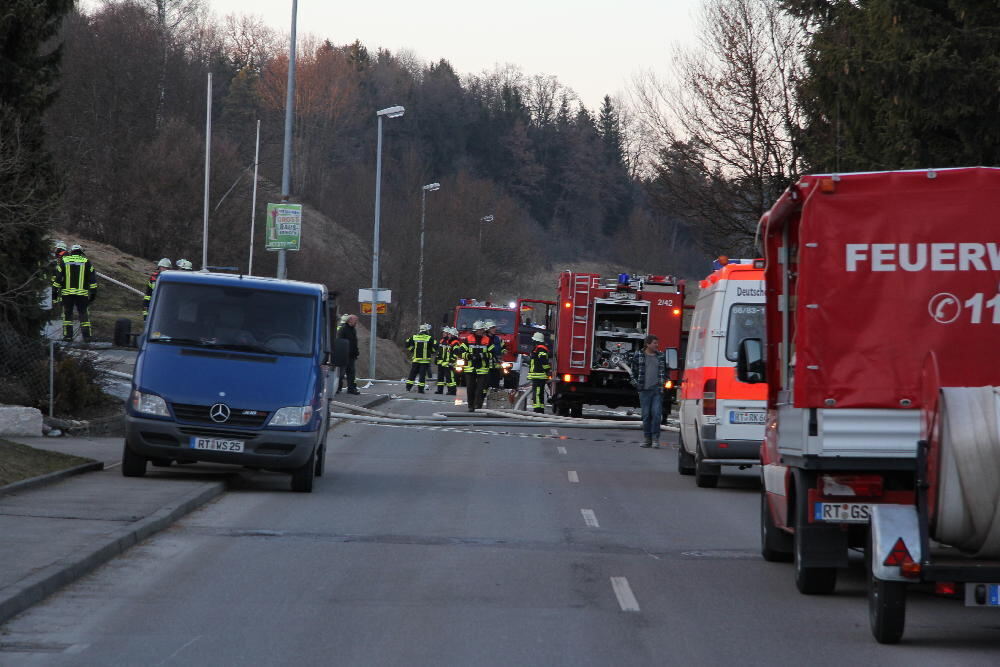 Brand an der alten Erpfinger Tankstelle