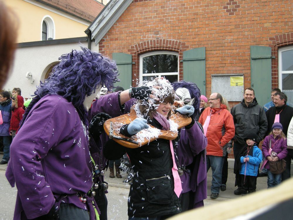 Narrenumzug Eglingen 2011