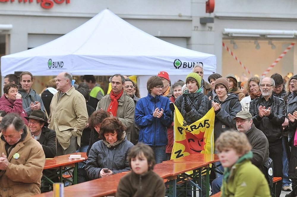 Anti-Atomveranstaltung auf dem Reutlinger Marktplatz März 2011