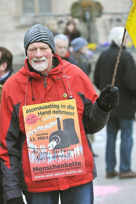 Anti-Atomveranstaltung auf dem Reutlinger Marktplatz März 2011