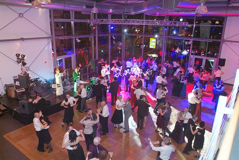 5. Reutlinger Galaball im Audi-Zentrum