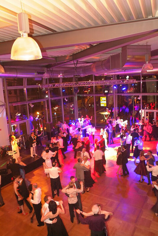 5. Reutlinger Galaball im Audi-Zentrum