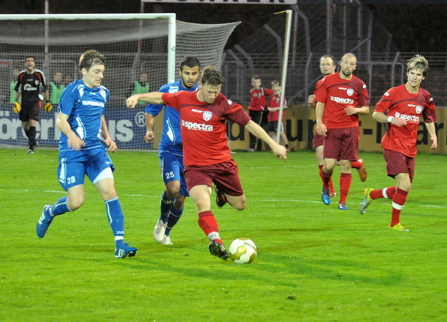 SSV Reutlingen gegen VfL Kirchheim 6. April 2011