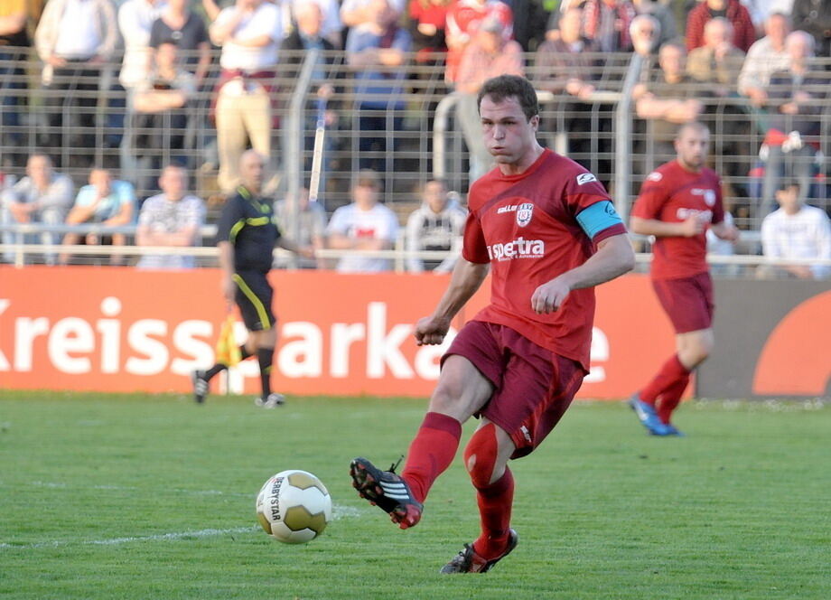 SSV Reutlingen gegen VfL Kirchheim 6. April 2011