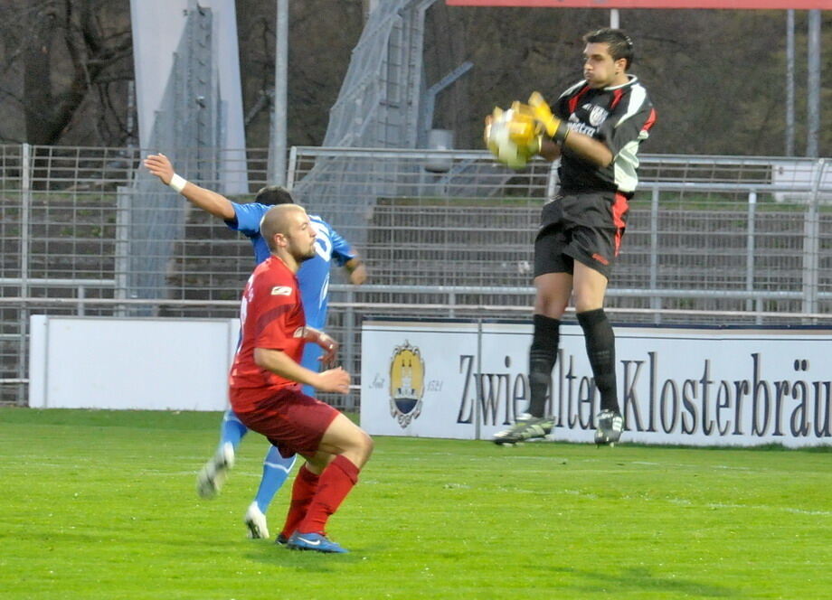 SSV Reutlingen gegen VfL Kirchheim 6. April 2011