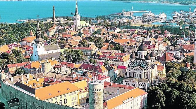 Tallinn von oben. Aus der Vogelperspektive liegt selbst der Domberg unten. FOTO: VOLMER/TT