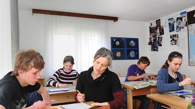 Kleine Klassen, um individuell auf die Schüler eingehen zu können: Das ist das Konzept der Ita-Wegman-Schule. FOTO: TRINKHAUS