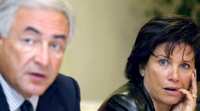 IWF-Chef Dominique Strauss-Kahn und seine Ehefrau Anne Sinclair (Archivfoto vom 30.03.2005).