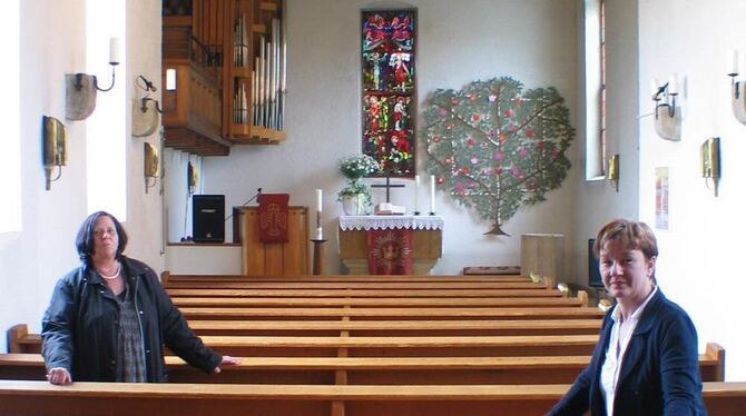 Das sind die Kirchenbänke, die auseinandergesägt werden sollen, um so in der Altenburger Nikolauskirche einen Mittelgang zu scha