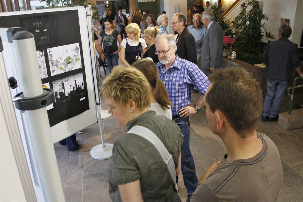 Vernissage bzw. eine Matinée mit dem Neigungskurs Bildende Kunst des Quenstedtgymnasiums Mössingen