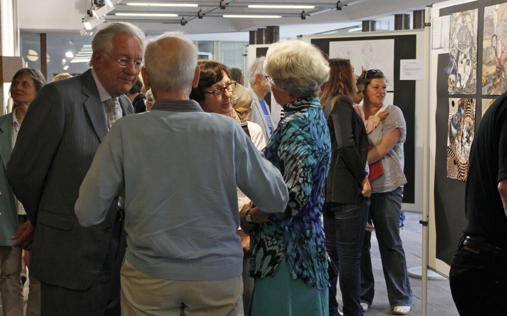 Vernissage bzw. eine Matinée mit dem Neigungskurs Bildende Kunst des Quenstedtgymnasiums Mössingen