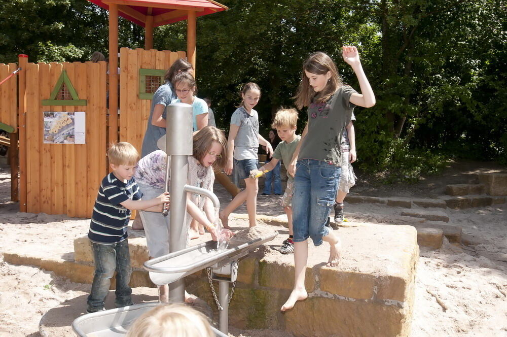 Spielplatz auf der Pomologie in neuem Glanz