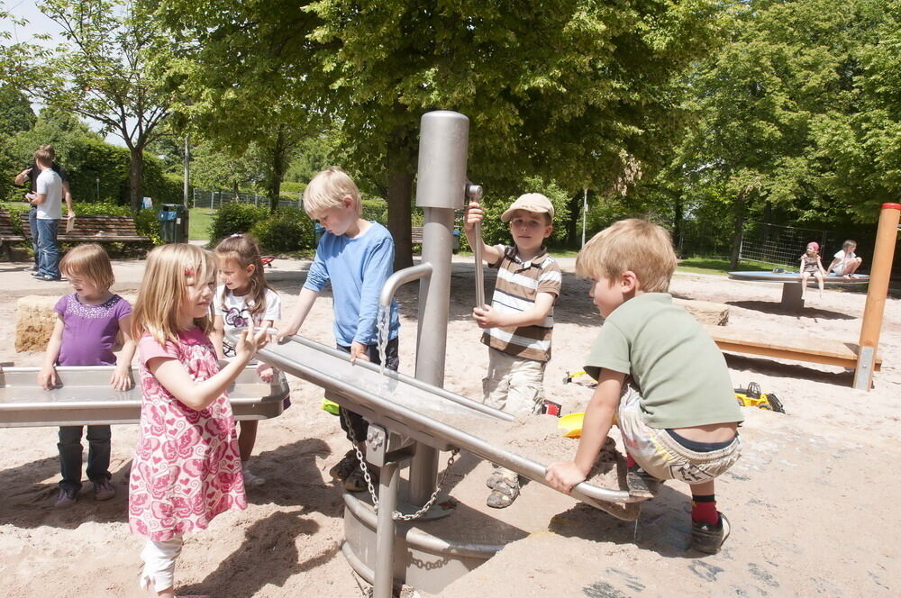 Spielplatz auf der Pomologie in neuem Glanz