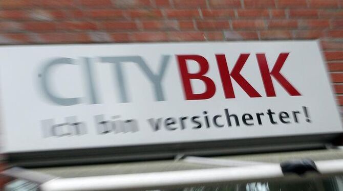 Ein Firmenschild der City BKK Krankenkasse.