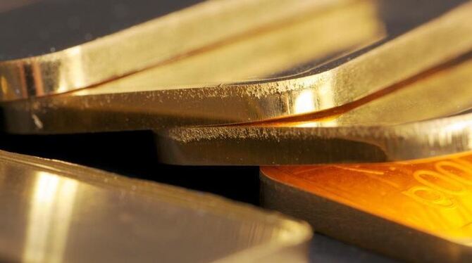 In Anbetracht der anhaltenden europäischen Schuldenkrise drängen immer mehr Anleger in den vermeintlich »sicheren Hafen« Gold