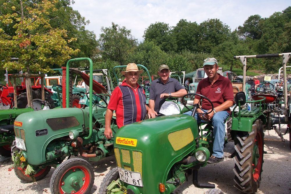 Oldtimertreffen und Ferienhock in Grafenberg August 2011