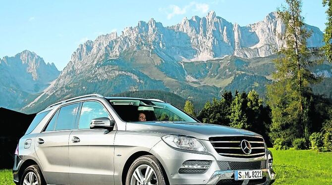 Allrounder, der sich in den Alpen genauso wohl fühlt wie auf der Autobahn: der neue Mercedes ML. FOTO: PR