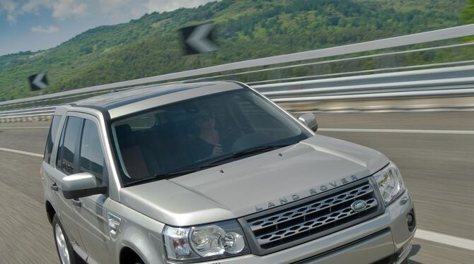 Der aktuelle Landrover Freelander2 animiert eher zum gepflegten Cruisen.  FOTOS: PR