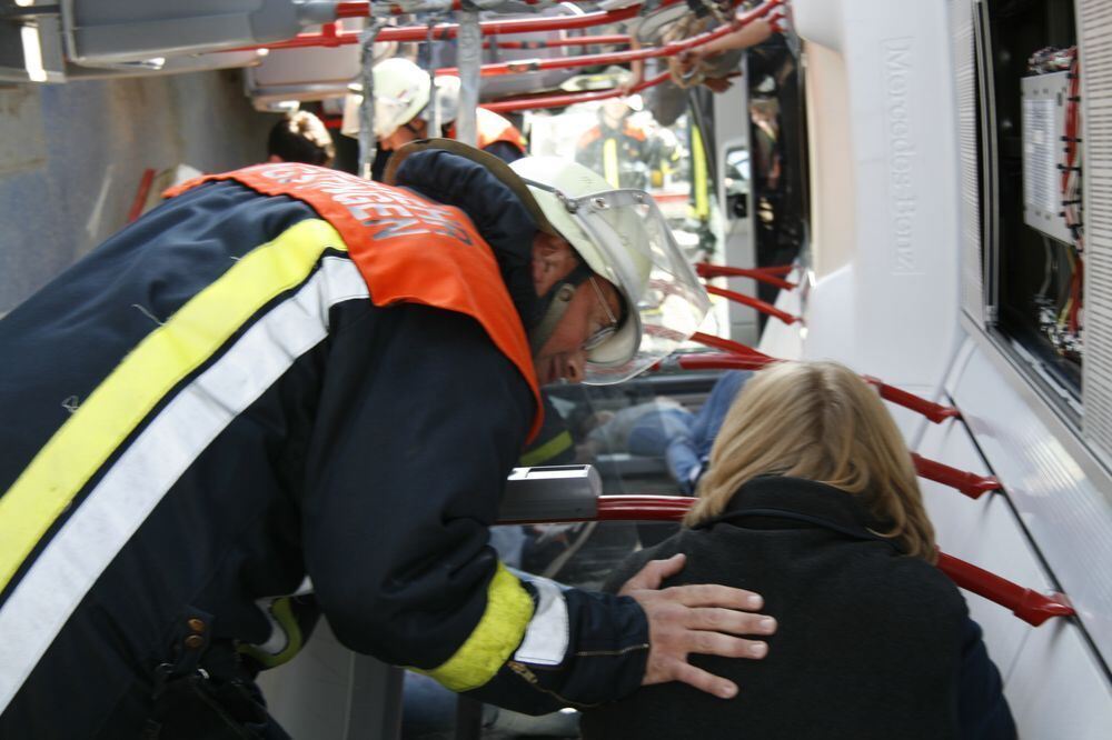 Großübung Feuerwehr Engstingen September 2011