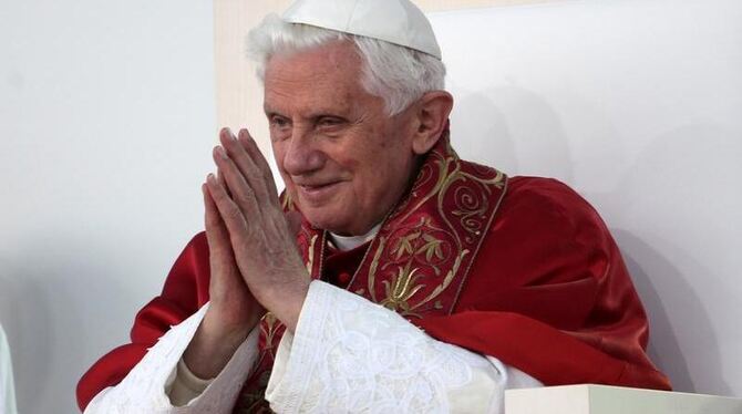 Der Deutschlandbesuch von Papst Benedikt XVI. endet in Freiburg.