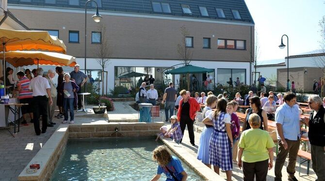 Ein Volksfest im besten Sinne: Reicheneck feierte am Wochenende seinen neuen Dorfplatz, das 40-jährige Bestehen seines Kindergar