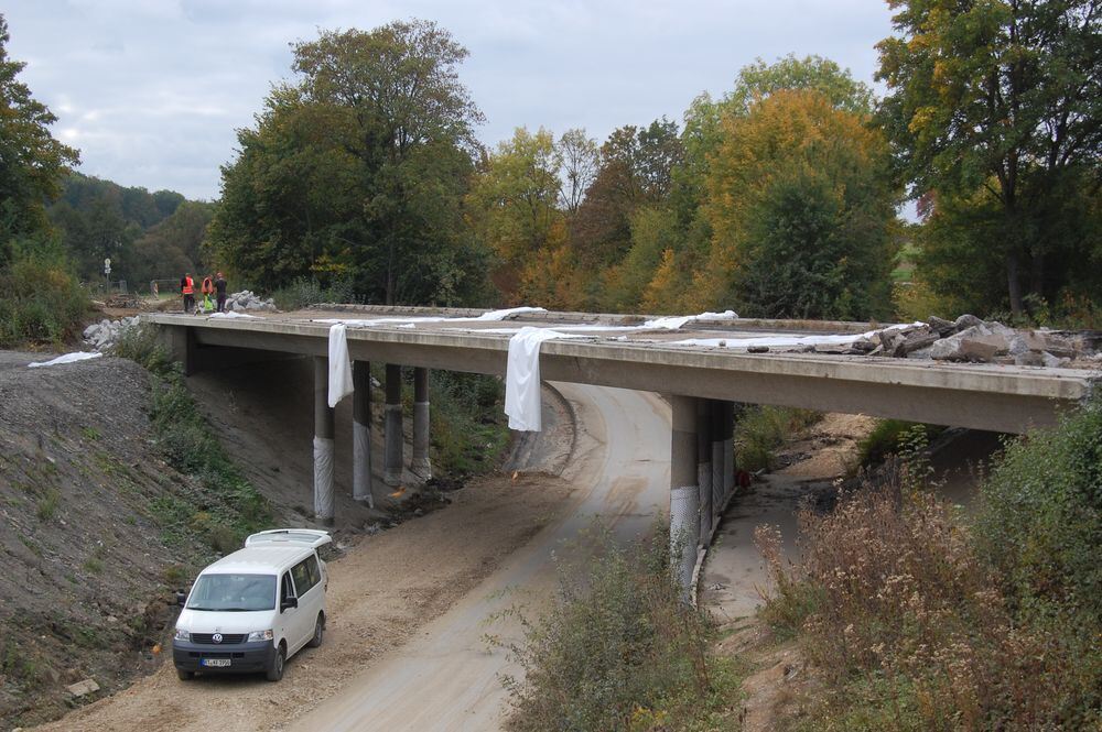 brueckensprengung_maienwaldknoten_pfisterer__2011-8 (jpg)