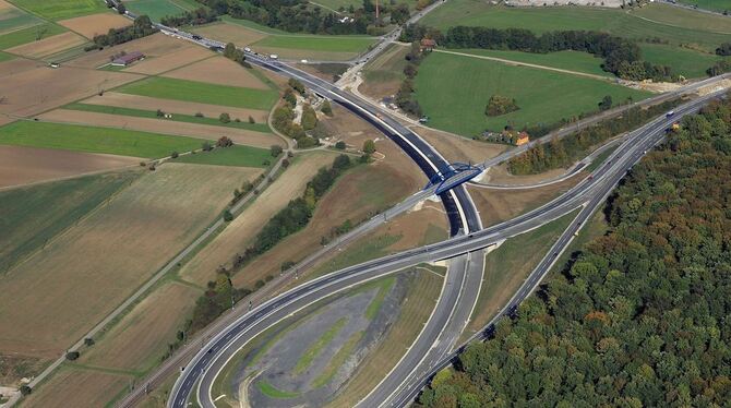 Sondelfingen fiebert der Fertigstellung des Maienwaldknotens bei Metzingen entgegen. Gedulden muss sich der verkehrsgeplagte Fle