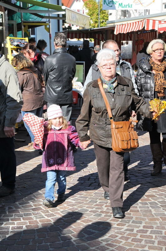 Kirbemarkt in Pfullingen. FOTO: Meyer