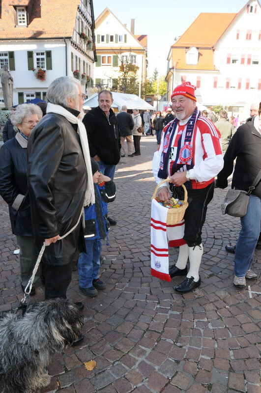 Kirbemarkt in Pfullingen. FOTO: Meyer