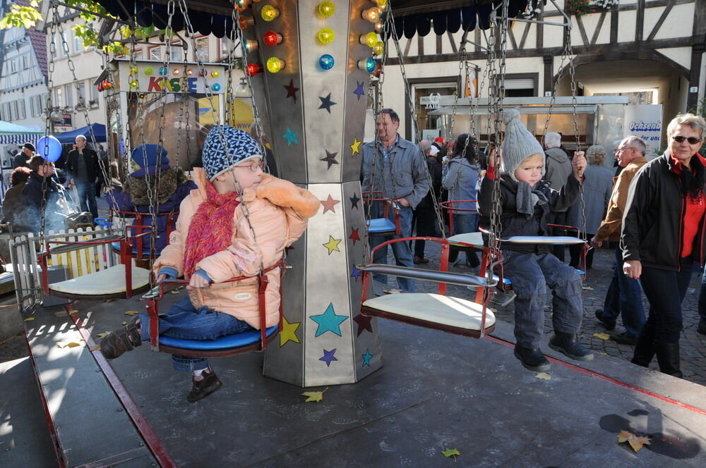 Kirbemarkt in Pfullingen. FOTO: Meyer