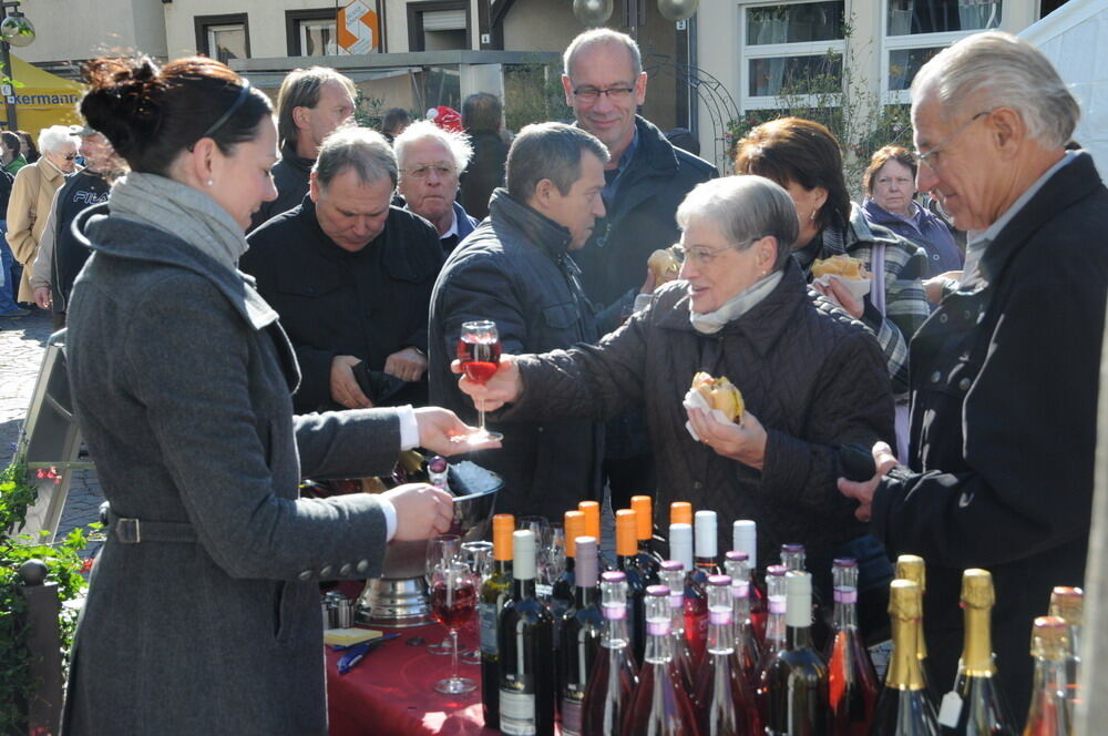 Kirbemarkt in Pfullingen. FOTO: Meyer