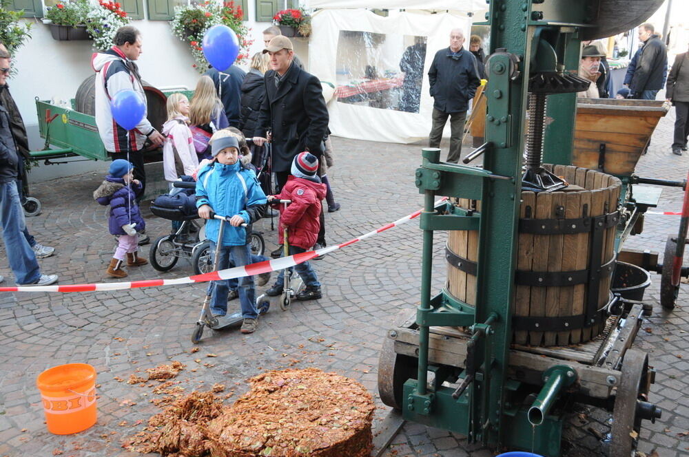 Kirbemarkt in Pfullingen. FOTO: Meyer